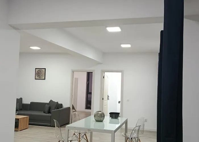 Leandros Apartment *